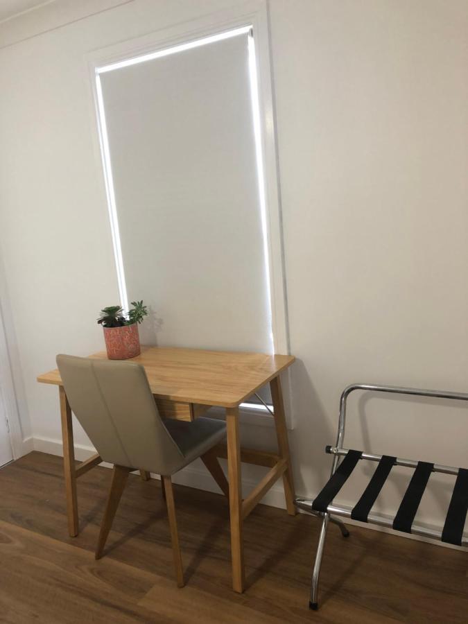 Lakeside Bungalow Marks Point 외부 사진